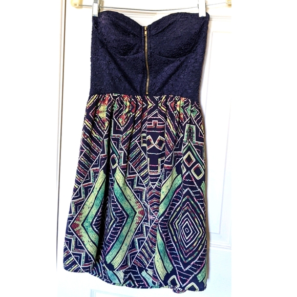 Sweetheart Strapless Aztec Print Dress - Picture 2 of 7